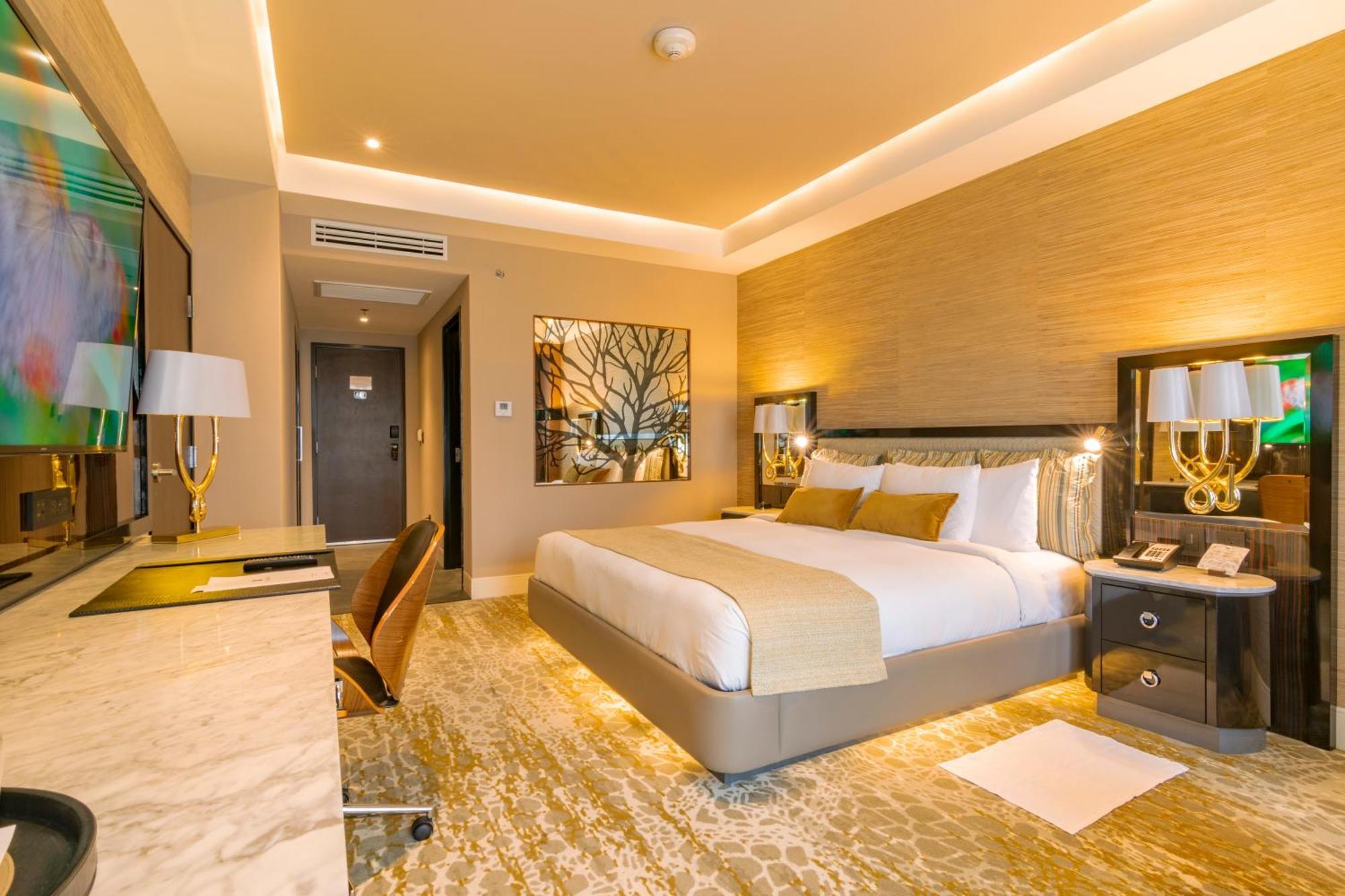 K Tower Boutique Hotel By Lucerna 提华纳 外观 照片