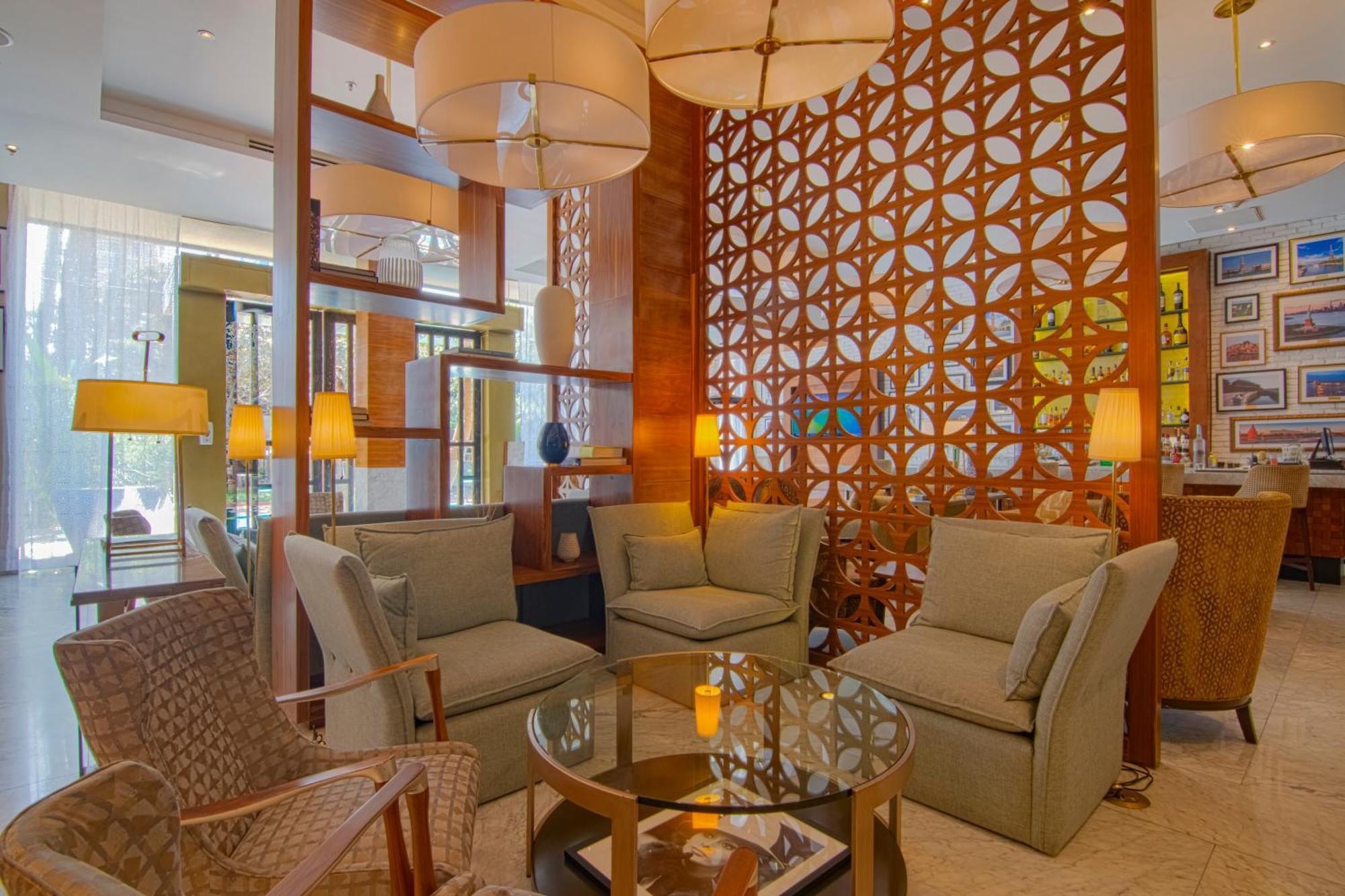 K Tower Boutique Hotel By Lucerna 提华纳 外观 照片